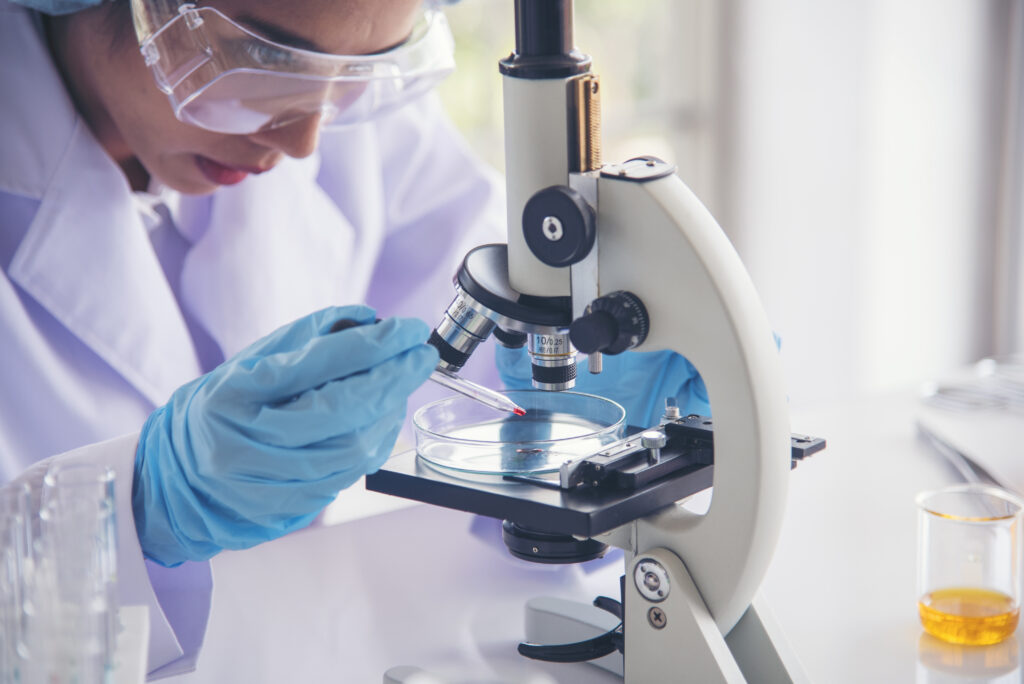 Media plate tracking and management system